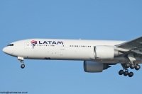 Latam 777 PT-MUI