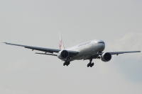 Japan Airlines 777 JA735J
