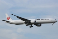 Japan Airlines 777 JA736J
