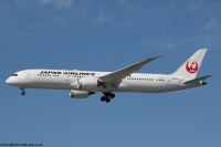 Japan Airlines 787 JA879J