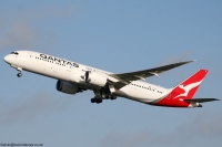 Qantas 787 VH-ZNL