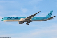 Korean Air 777 HL7202