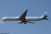 Korean Air 777 HL7784