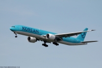 Korean Air 777 HL8008