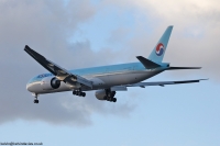 Korean Air 777 HL8009