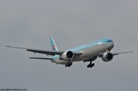 Korean Air 777 HL8218