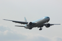 Korean Air 777 HL8210