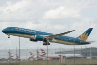 Vietnam Airlines 787 VN-A865