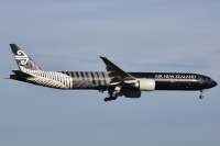 ZK-OKQ Air New Zealand B777