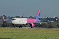 Wizz Air A321 HA-LXB