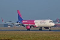 Wizz Air A321 HA-LXM