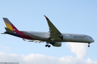 Asiana A350 HL8362