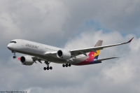 Asiana Airlines A350 HL8382