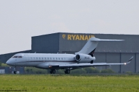 NetJets Global 6000 N143QS