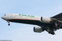 EVA Air 777 B-16712