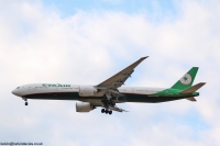 EVA Air 777 B-16738
