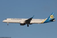 Ukraine International EMB-195 UR-EMF