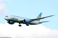 Uzbekistan Airways 787 UK-787016